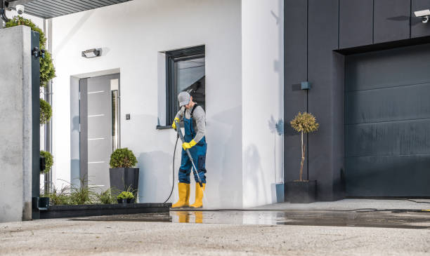 Best Residential House Exterior Washing  in Earlimart, CA